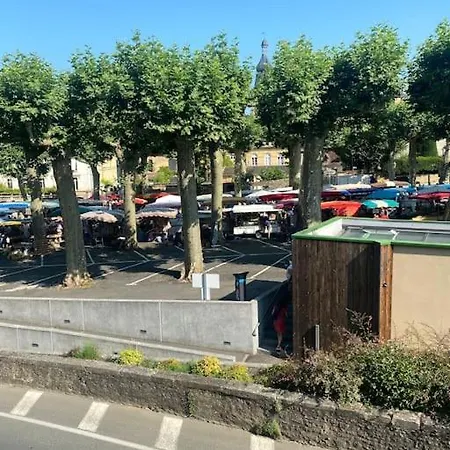 Appartement*centre Historique*parking*terrasse Appartamento Sarlat